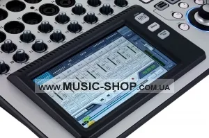 Цифровий мікшерний пульт - QSC TouchMix-16