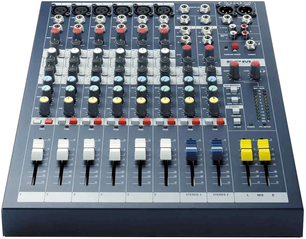 Аналоговий мікшерний пульт - Soundcraft EPM6