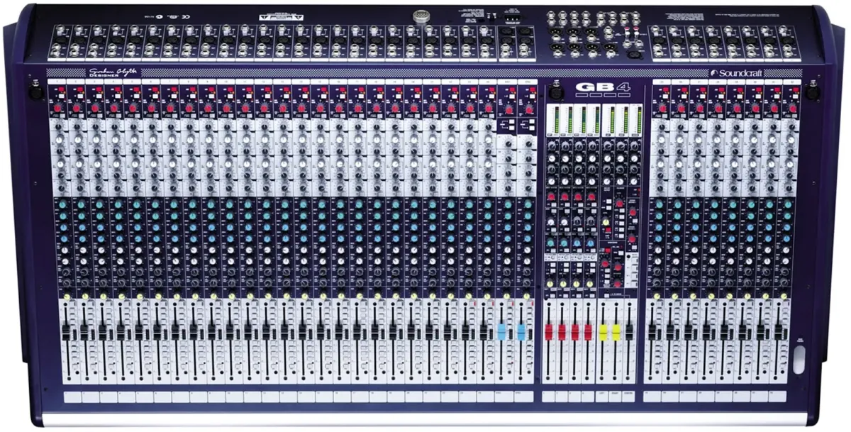 Аналоговый микшерный пульт - Soundcraft GB4 32 CH
