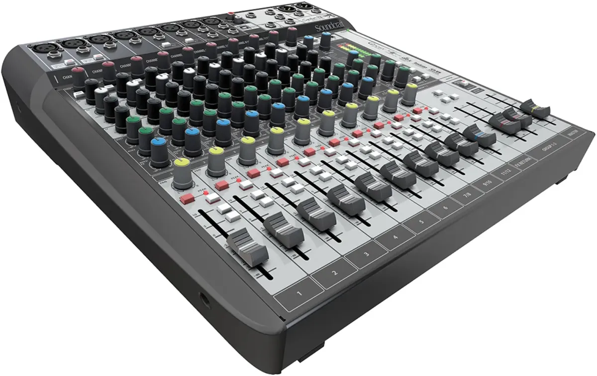 Аналоговий мікшерний пульт - Soundcraft Signature 12MTK